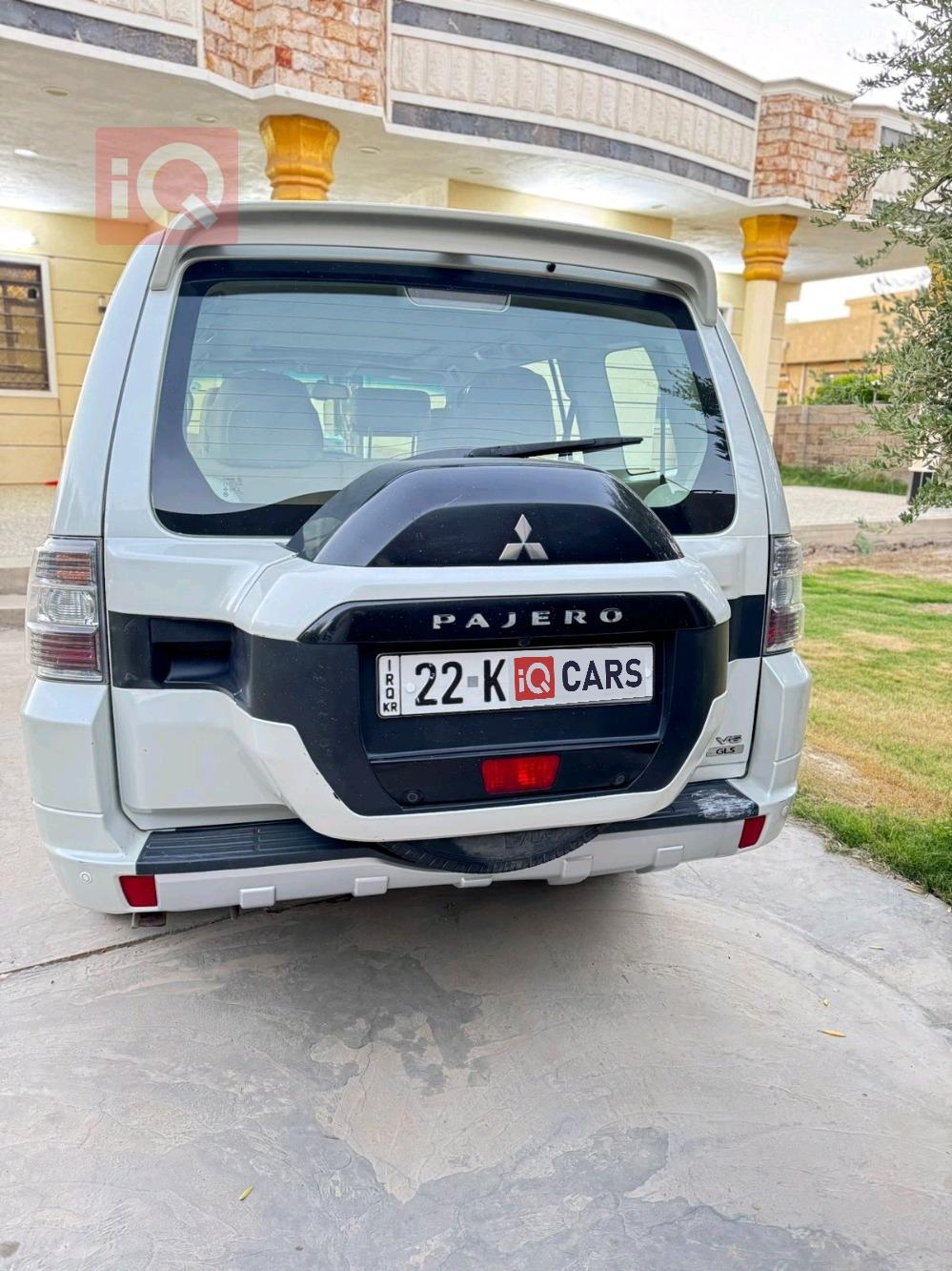 ميتسوبيشي باجيرو